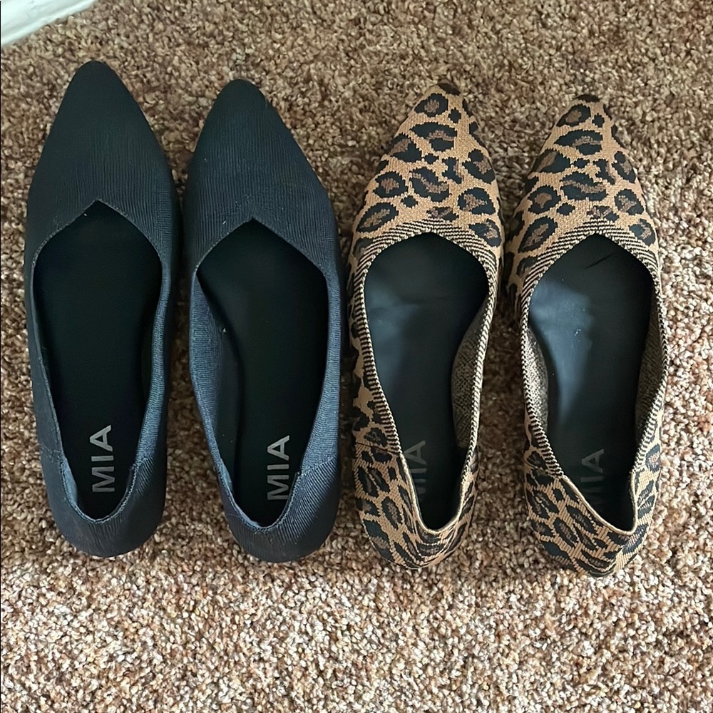 MIA Women's Black & Leopard Flats